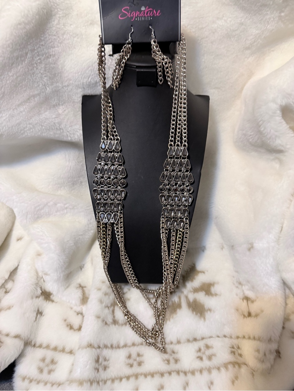 paparazzi Silver-Tone Multi-Strand Teardrop Accent Necklace